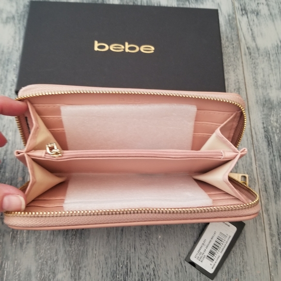 BeBe Wallet - Picture 3 of 3